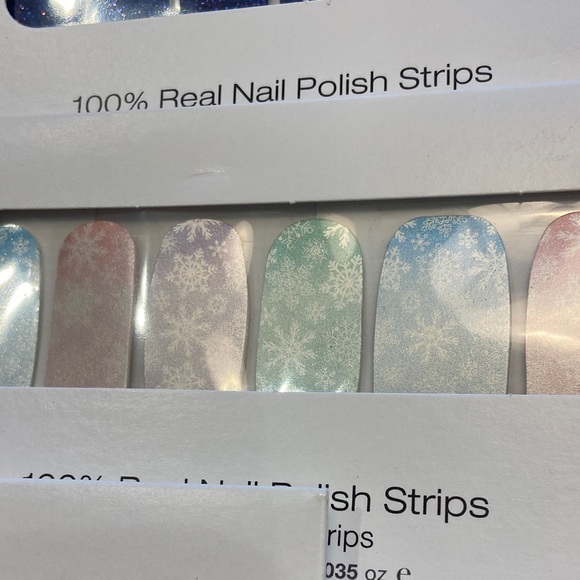 Color Street Vibrant Nail Polish Strips Collection - Picture 14 of 16